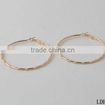 Hammered gold hoop earrings