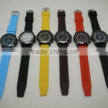 China Silicone Cheapest Wrist Watch for Men photo-4