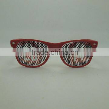 Pinhole Sticker Sunglasses Party Sunglasses photo-2