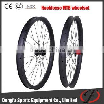 2015 Hot Sale Carbon Hooklesse Wheelset 50mm Wide 30mm Deep for MTB photo-1