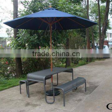 2014 simply designed outdoor metal garden table and chairs furniture,garden umbrella with table