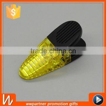 Oval Small Rubber Grip Magnet Clip photo-2