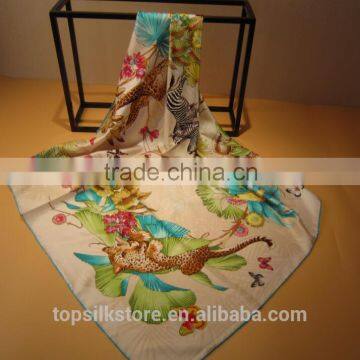 fashionable personalized excellent silk scarf made of the 100% pure silk/handprinting Scarf                        
                                                Quality Choice