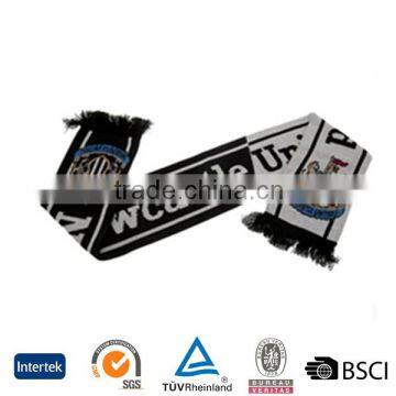 2016 new design low price custom acrylic half and half football scarves