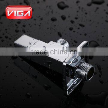 Brass Angle Valve With Brass Handle photo-3