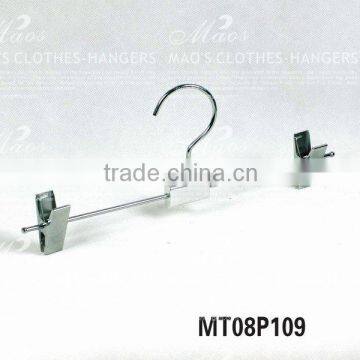 METAL HANGER