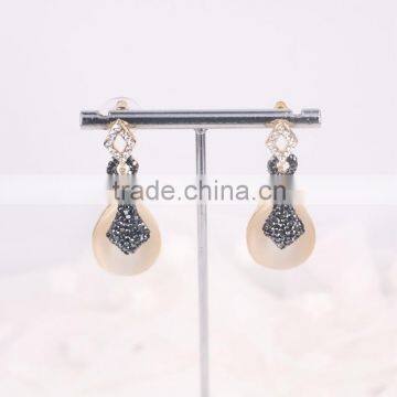 Waterdrop Design Gold Earring Cat Eye Gemstone Brass Golden Earring For Women