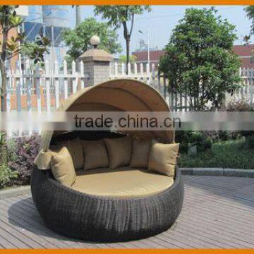 Canopy Covered Rattan Daybed Round Wicker