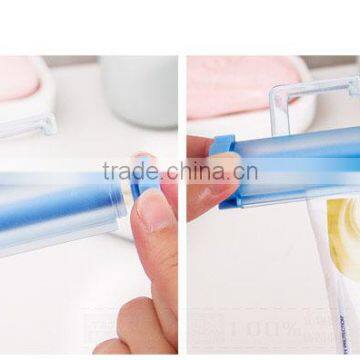 Ceative Manual Control Rolling Plastic Toothpaste Tube Squeezer photo-5
