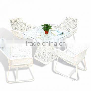 White Rattan Outdoor Furniture Luxury Coffee Table And Chairs photo-2