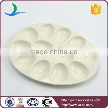 New Product Beige Oval Crackle Glaze Ceramic Egg Tray Holder photo-2