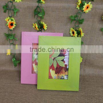 Hot Sell Handmade Cheap Colorful Decorative Wooden Photo Frame photo-4