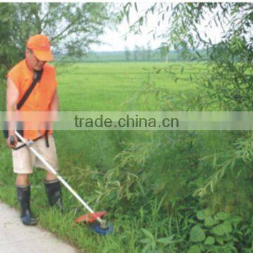 Professional gasoline brush cutter/grass trimmer with metal blade