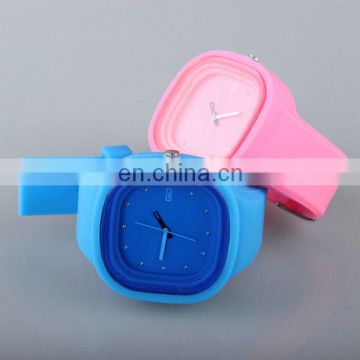 Factory direct price japanese movement silicone strap iceful wristwatch for promotional gift