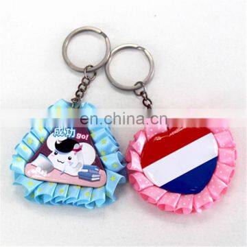 Disney factory made creative lovely handmade tin plate heart shaped ribbon badge keychain for promoton gift