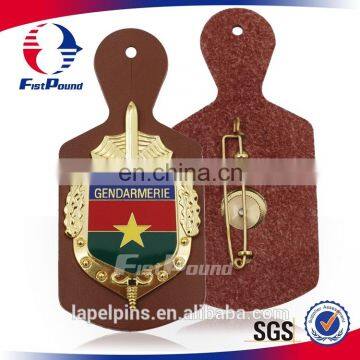 Professional hot sale metal with leather badge