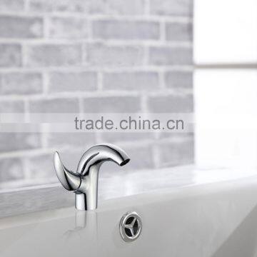 New Arrival Solid Brass Hand Wash Bathroom Faucet