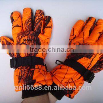 warm yellow camouflage forest hunting gloves