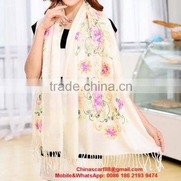 Wholesale Embroidered Cashmere Scarves photo-4
