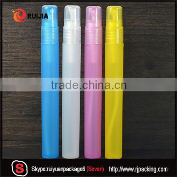 Wholesales 15ml pen perfume bottle plastic materical with spray mist cap Free samples                        
                                                                                Supplier's Choice