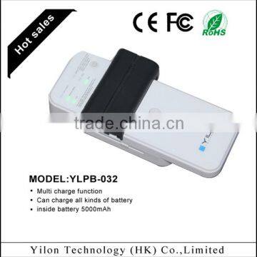 Unique model mobile phone/mp3/mp4/camera type inside battery portable usb universal charger set