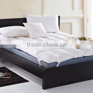High Quality Ultra Soft White Goose Feather Memory Foam Quilted Mattress Topper