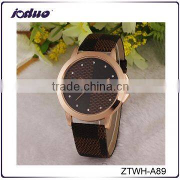 Factory Supply Simple Design Lattice Face Leather Watch