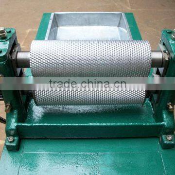 High quality electrical beeswax foundation machine for beekeeping equipment