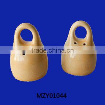 Funny salt & pepper shakers for ceramic cookware
