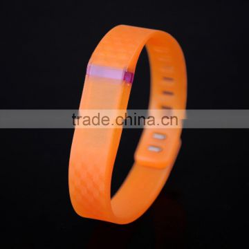 2017 New Arrival Fashionable Luminous replacment band for Fitbit