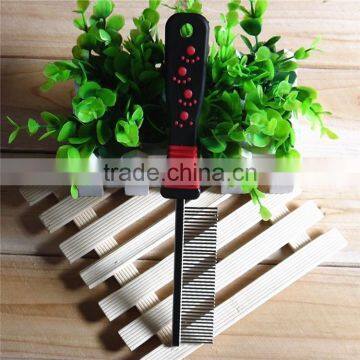 Good pet products pet dog cleaning comb in factory