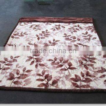 Double layer blanket leaves motifs printed carved Raschel blanket