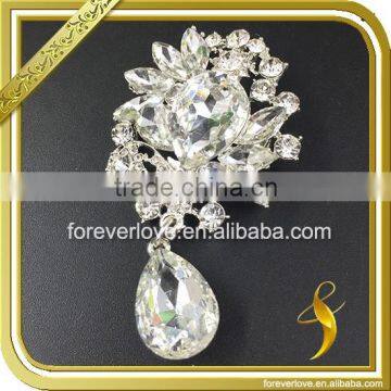 Hot Sale cheap elegant design crystal flat back rhinestone brooches for invitations FB-068                        
                                                                                Supplier's Choice