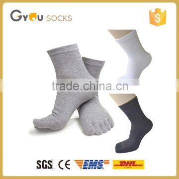 Hot Sale Warm autumn Winter Socks Sports Five Finger Pure Cotton Sock Toe Basketball Sock