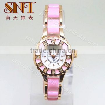 Daily Water Resistant quartz Watch Luxury Watch for ladies