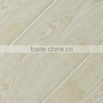 Factory direct high hardness 12mm laminate flooring made in China