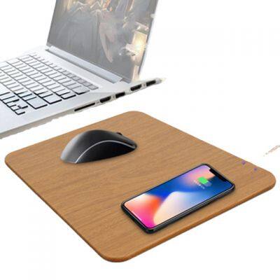 2-in-1 Multi-Function Office Desktop Charger 5w 10w 15w Fast Charging Mouse Pad Phone Charger Wireless Desk Office Mouse Mat