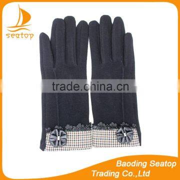 2016 fangle spandex velvet black gloves decorated with lovely leather flower