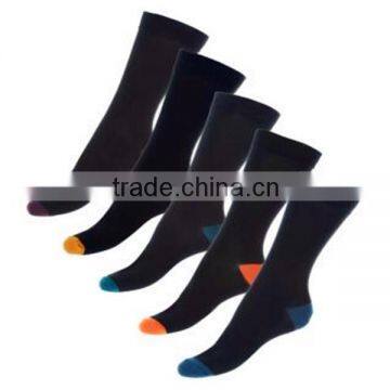 Black coloured tip men tube socks