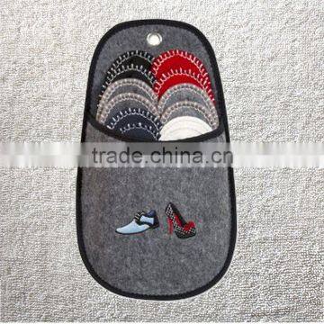 6 Assorted Color felt Slippers and Slipper Holder Set                        
                                                Quality Choice