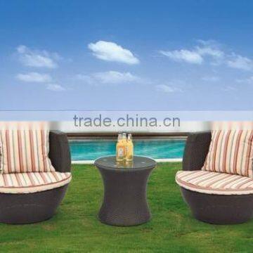 Frederica Popular Durable PE rattan/wicker Outdoor chair and coffee table Outdoor Garden Furniture