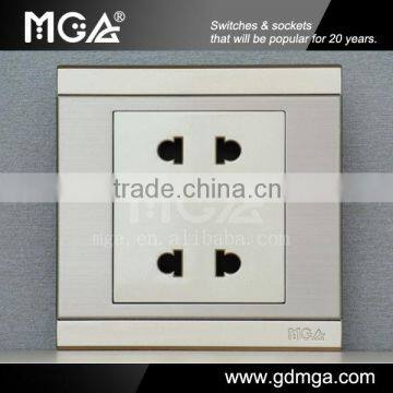 MGA Q7 Series 10A 2 Gang Socket