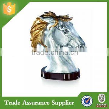 Hand Crafted Resin Horse Trophies And Awards Trophy Ornament