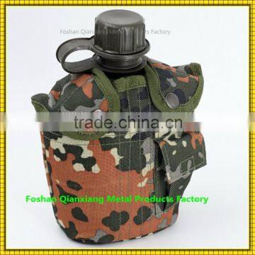 Heavy-duty military camouflage plastic canteen water bottle