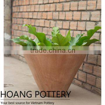 Beautiful Shape Red Clay Terracotta Pot