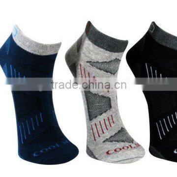 sports coolmax crew socks