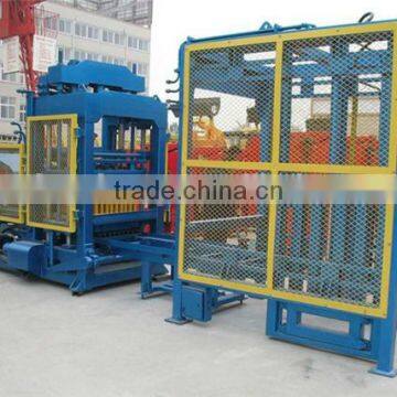 Cheap Hydraluic Blokc Machine QT4-18 Cement Block Machine Price/block Molding Machine/paver Brick Interlocking System photo-3