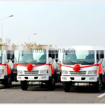 4X2 oil tank truck CNHTC