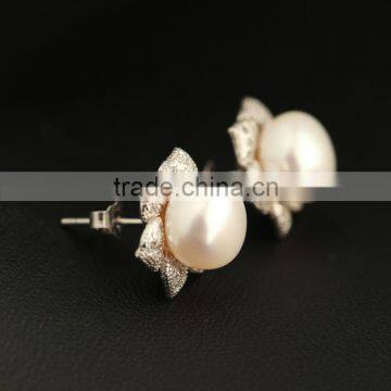 2016 New Products Elegant Natural Pearl and Zircon Stud Earrings in 925 Sterling Silver photo-2