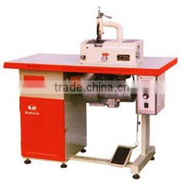 XYP-1XBT Leather round knife cutting machine